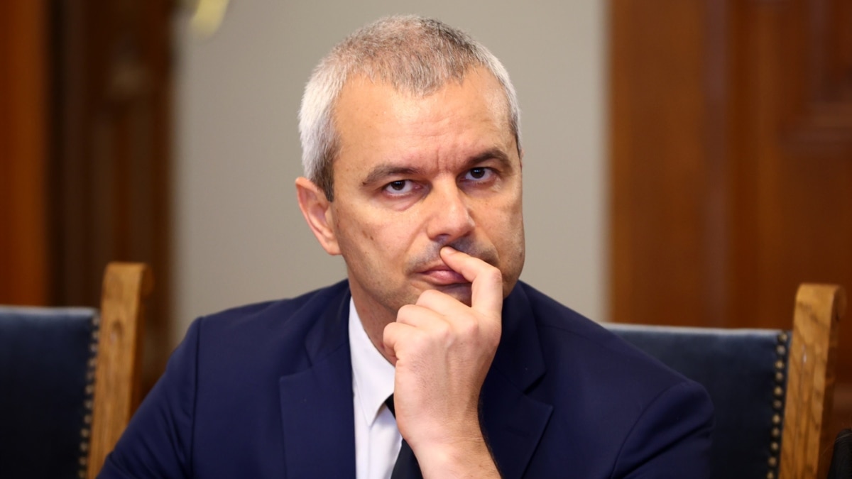 Съдът възобнови делото срещу Костадин Костадинов за всяване на паника