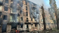 Stambena zgrada teško oštećena u napadu u Krivij Rihu u ukrajinskoj oblasti Dnjepropetrovsk, 13. juni 2023.