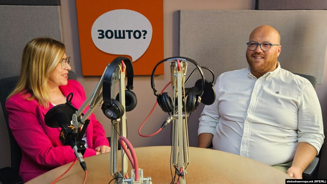 Писателот петар Андоновски во „Зошто“ со Сања Васиќ