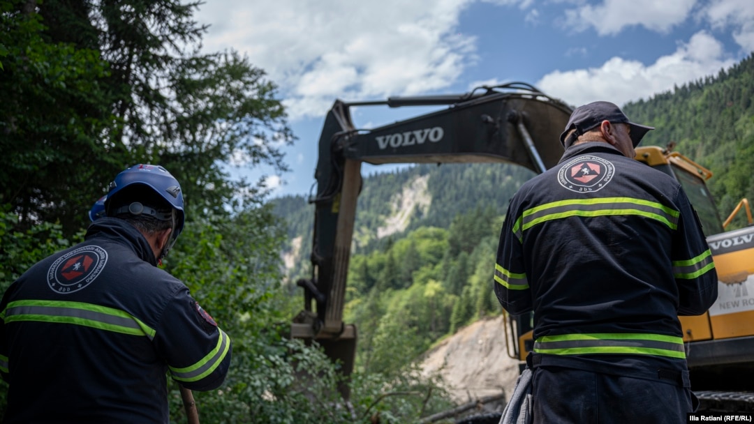 Rescue teams are continuing to search for nine other people who have been missing since the landslide hit Shovi last week.