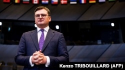 Дмитро Кулеба заявив, що на саміті були ухвалені важливі рішення, проте одне з них «відверто засмутило» Україну