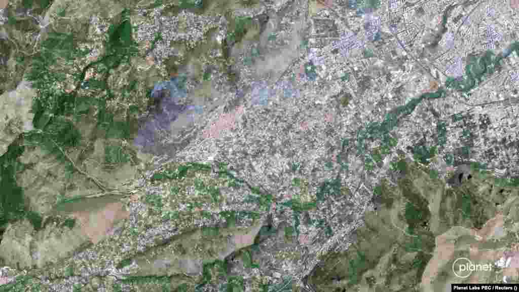 Satelitski snimak aktivnih požar na području Palerma, 24. juli.