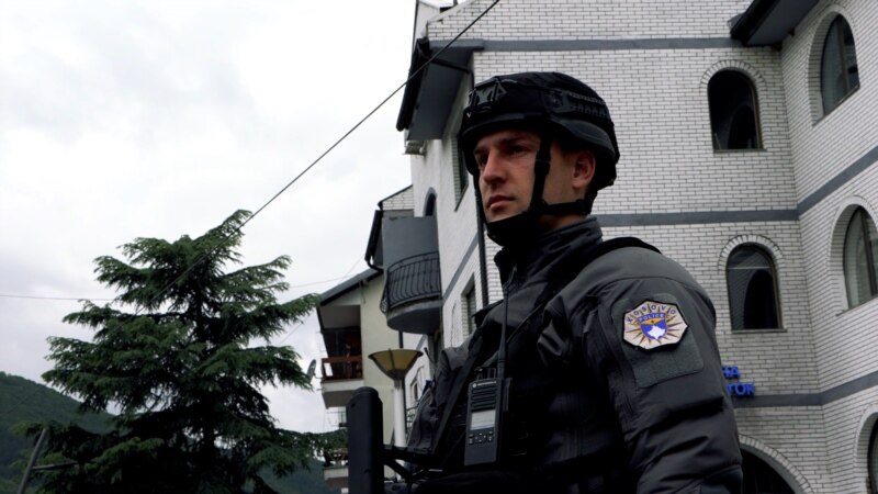 Policajci na severu Kosova bez adekvatne uniforme i tople hrane
