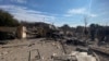 Uništena zgrada nakon američkog zračnog napada u D'al Kaim, Irak, 3. februara 2024.