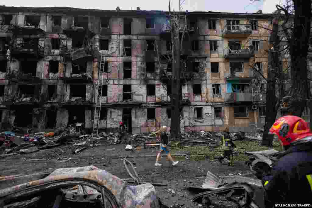Rescuers at the scene of an apartment block hit by a Russian missile in Kryvy Rih, Dnipropetrovsk region, Ukraine.