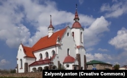 A litván határtól mintegy harminc kilométerre található templom Szoljban