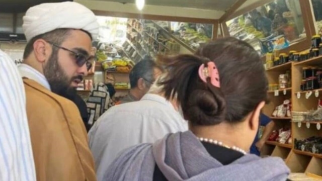 یک حقوقدان در ایران: «روحانیت باید بساطش را جمع کند»