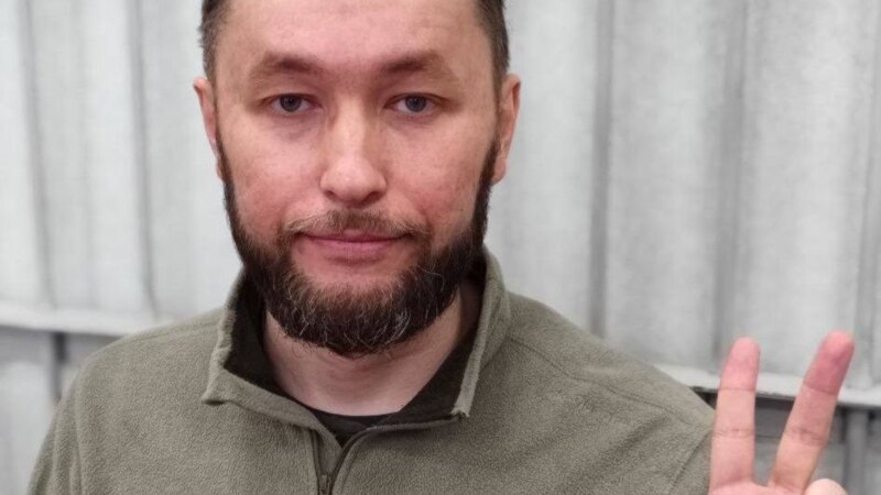Орусияда согушту айыптаган дагы бир активист эркинен ажырады