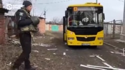 Россия обстреливает приграничную Сумскую область в Украине: жителей эвакуируют целыми селами