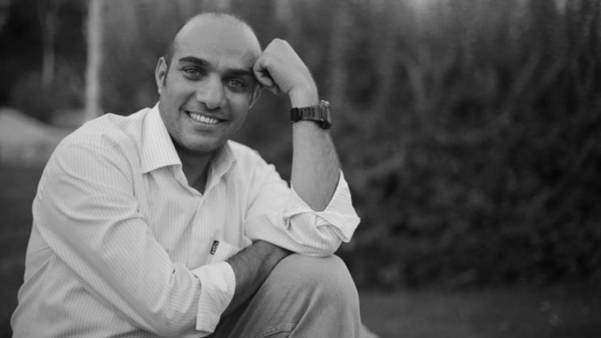 Иранец се отказва от исляма и приема християнството. Започва да