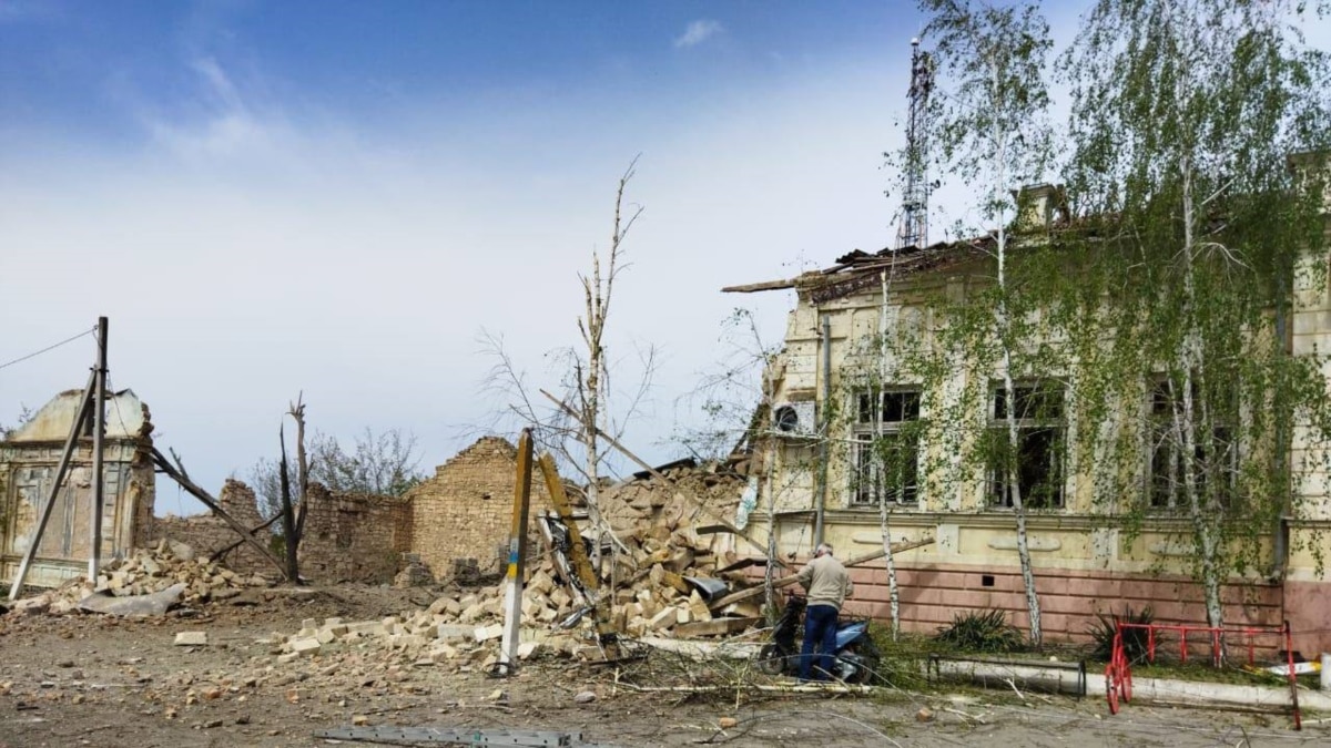 через сьогоднішні російські обстріли на Херсонщині загинули дві людини, ще троє поранені