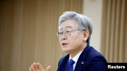 Li Dže-mjung je glasovima parlamentaraca ostao bez imuniteta, iako njegova stranka ima većinu u skupštini (arhivska fotografija)