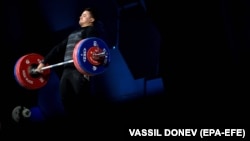 Беларус Сяргей Шаранкоў на чэмпіянаце Эўропы 2024 году ў Сафіі выступаў у нэўтральным статусе. У агульным заліку ён заняў 4-е месца