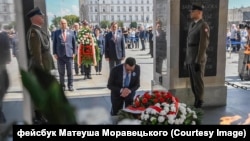 Премʼєр-міністр Польщі Матеуш Моравецький та польський політикум вшановує пам'ять жертв Волинської трагедії. Варшава, Польща, 11 липня 2023 року