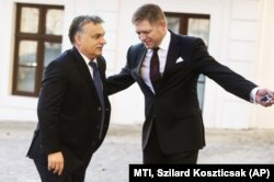Виктор Орбан и Роберт Фицо (фото 2014 года)