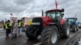 Протест польських фермерів. Блокада кордону у пункті пропуску Дорогуськ, Польща, 20 лютого, фото ілюстративне