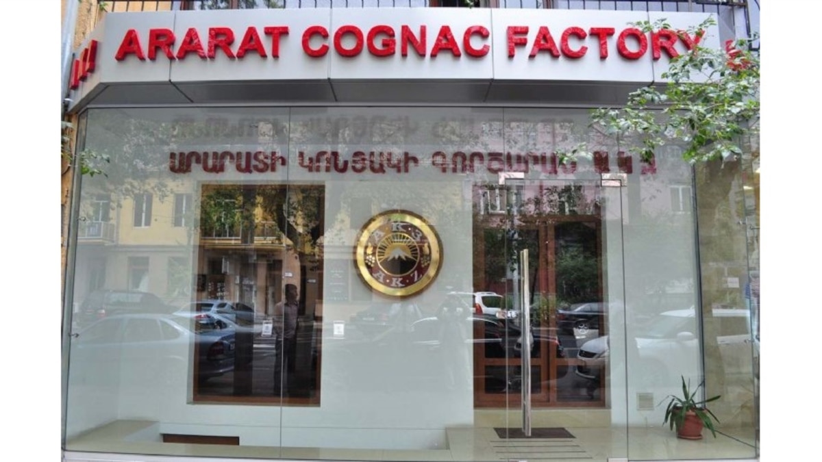Belarus bans products from Ararat Cognac Factory