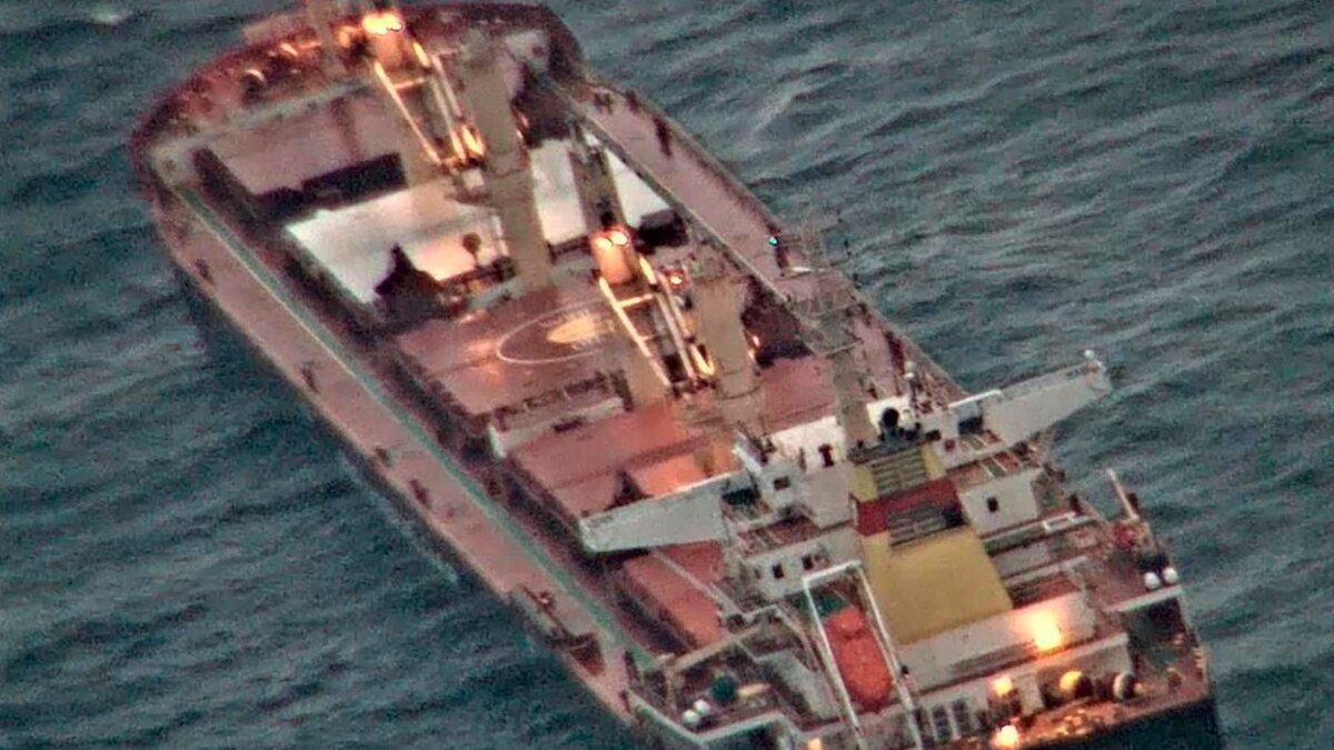 Сомалийските пирати, които отвлякоха плаващия под малтийски флаг български кораб