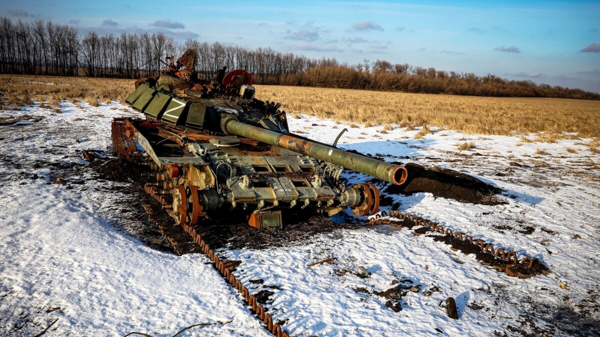 Росія за добу втратила 14 танків, майже 40 бронемашин та понад 1000 бійців – Генштаб ЗСУ