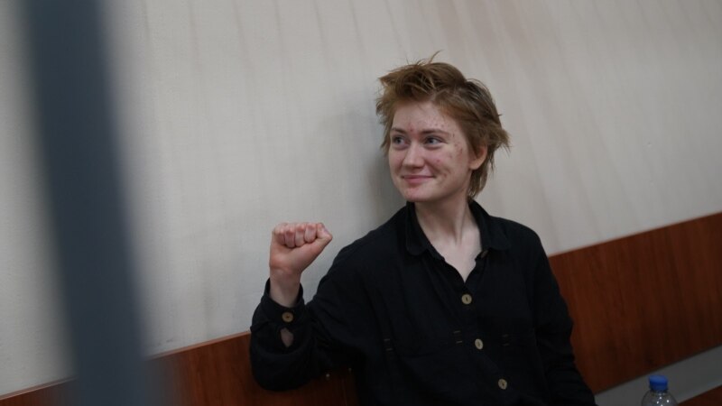 Antiratna aktivistica poslana u istražni zatvor jer je 'diskreditirala' rusku vojsku