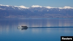 Илустрација - Охридско езеро, март 2023