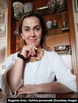 Originară Lipoveni, Cimișlia, Eugenia Ursu este stabilită la Roma din anul 1998.