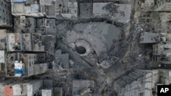 Xhamia Yassin e shkatërruar nga një sulm ajror izraelit. Gazë, 9 tetor 2023.
