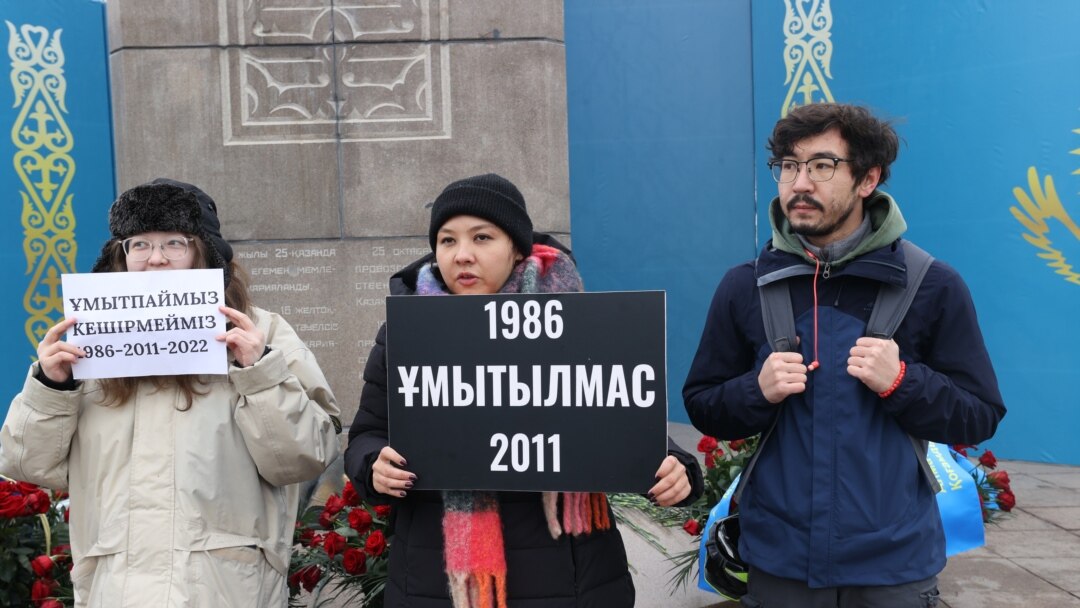 Тамаша порно Брюнеткадан минет порно көру