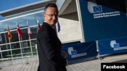Szijjártó Péter külgazdasági és külügyminiszter érkezik az uniós külügy- és hadügyminiszterek luxembourgi ülésére 2024. április 22-én