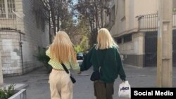 İran küçələrində qadınlar