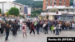 Okupljeni na protestu u Užicu