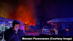Михаил Развожаев на месте пожара в Севастополе