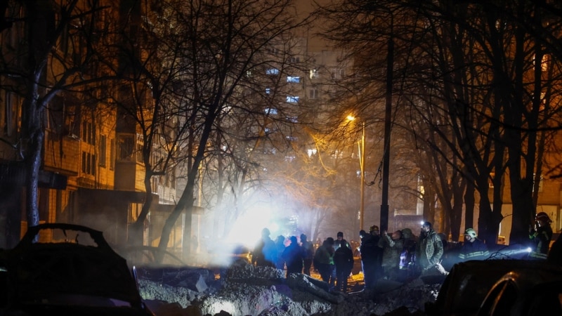 Desetine povređene u ruskom raketnom napadu na Kijev