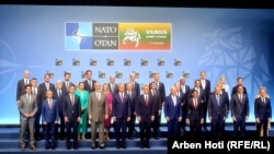 НАТОго мүчө мамлекеттердин лидерлеринин бирге түшкөн сүрөтү. 11-июль, 2023-жыл. Вильнюс.