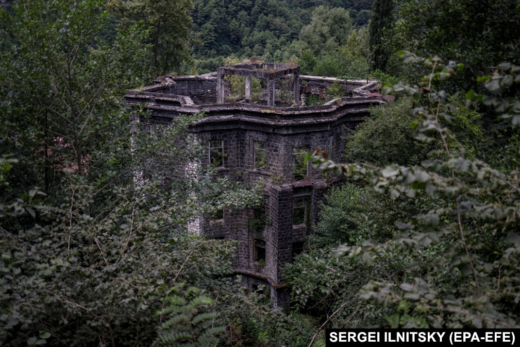 Reclaimed By Nature: The Disappearing Abkhaz Ghost Town