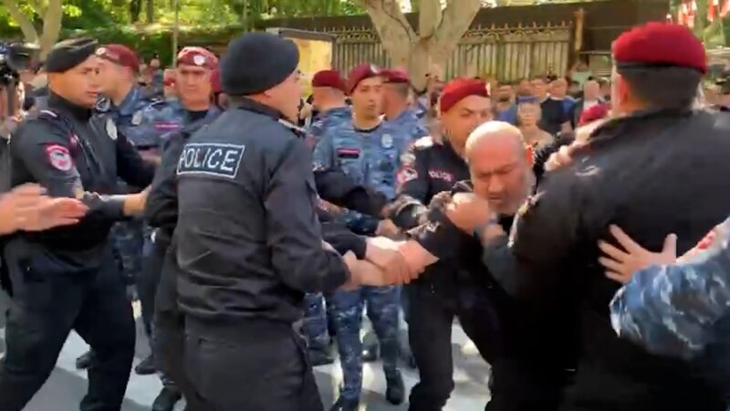 Hundreds Detained In Yerevan As Protests Continue Over Controversial Border Deal