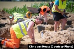 Археологи розкопують каплицю, яка була частково зруйнована під час битви під Ватерлоо