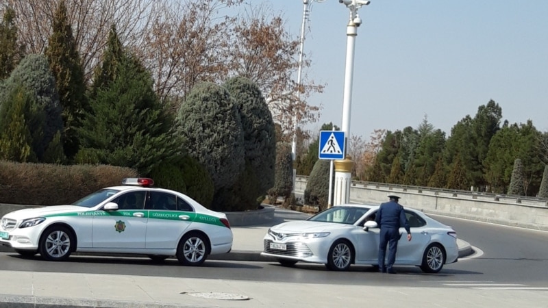 Lebapda polisiýa işgärleri patrul ulaglaryny öz hasabyna bejermeli