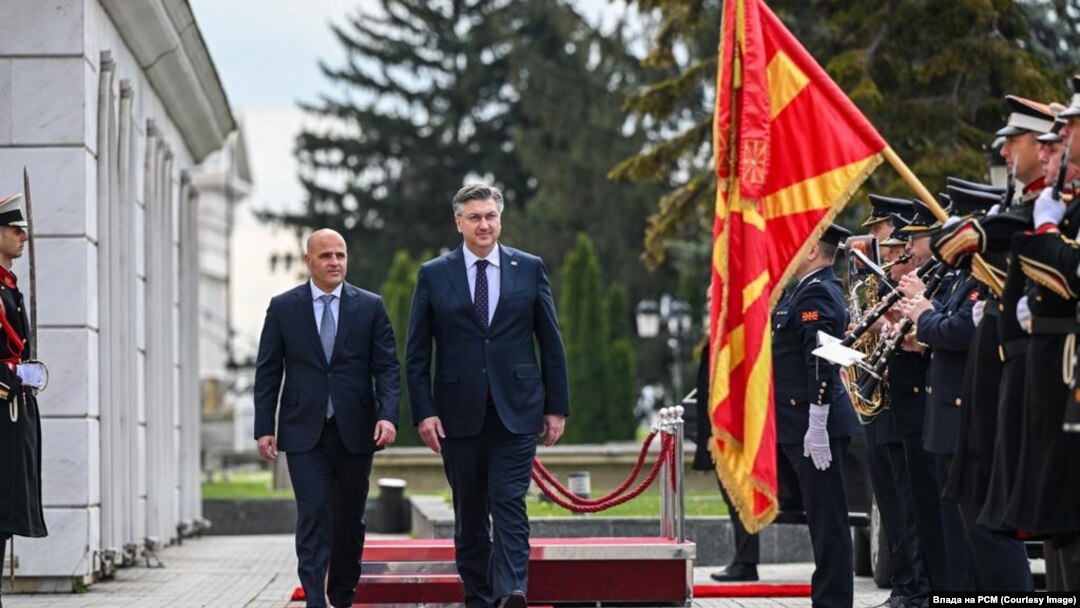 Премиерите на Македонија и Хрватска Димитар Ковачевски и Андреј Пленковиќ во Скопје
