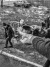 Бахмут, около пункта Незламности.&nbsp;<br />
<br />
Виктория Ивлева отметила, что главной продовольственной проблемой жителей города является не еда, медикаменты или интернет, а вода.