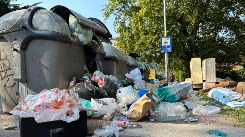 Mbeturinat mbulojnë Shkupin