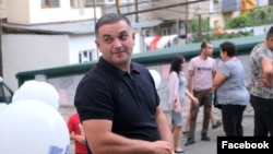 Nagorno-Karabakh - Mayor Davit Sargsian meets residents of Stepanakert, August 30, 2019.