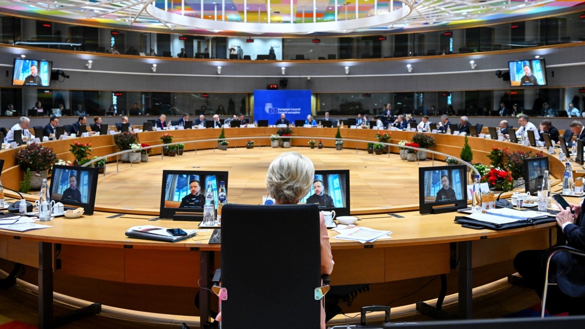 посадовець ЄС про компроміс із Угорщиною щодо 50 мільярдів євро для України