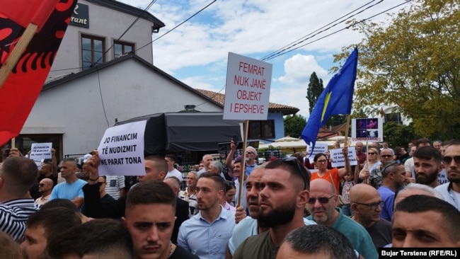 Pamje nga protesta në Prizren.