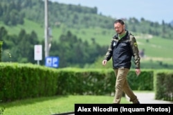 Ministrul Mircea Fechet spune că Agenția pentru Arii Naturale Protejate nu se desființează prin contopirea cu Agenția pentru Protecția Mediului, ci activitatea ei ar urma să devină mai eficientă.