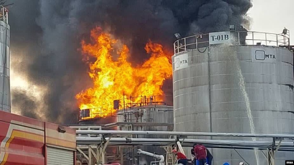 בשנים האחרונות אירעו שריפות רבות במתקני הנפט ובמרכזי התעשייה של איראן