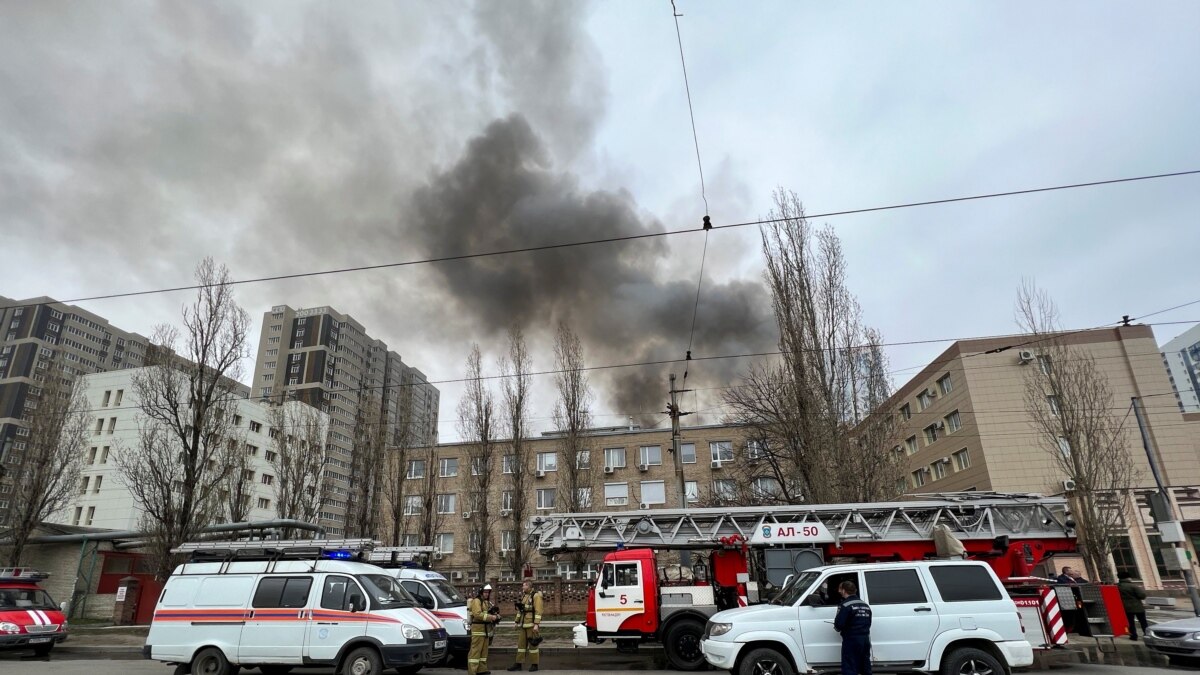 У Росії сталася пожежа на Ярославському моторному заводі