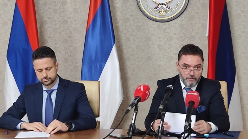 Predstavnici RS spremni obustaviti rad u institucijama BiH, kaže Košarac