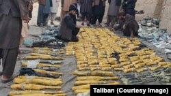 استخبارات طالبان در زابل: سلاح و مهمات که قرار بود به پاکستان قاچاق شود کشف و ضبط شد