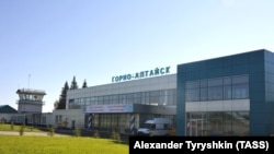 Здание аэропорта в Горно-Алтайске